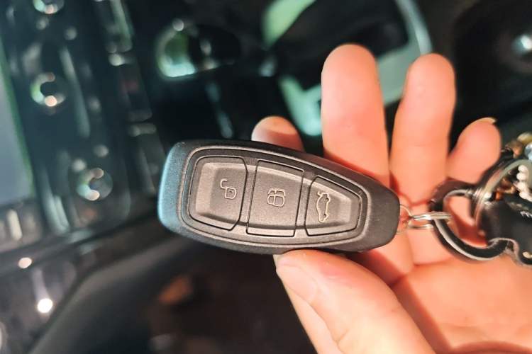 Used Ford Mondeo 2011 2.0L GTDi 200 Luxury Edition Vehicle Key