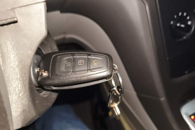 Used Ford Mondeo 2011 2.3L Fashion Edition Vehicle Key