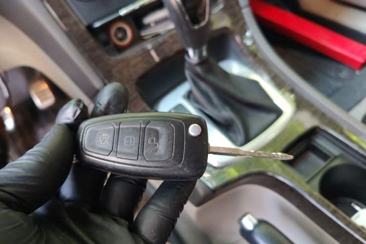 Used Ford Mondeo 2011 2.0L GTDi 200 Fashion Edition Vehicle Key