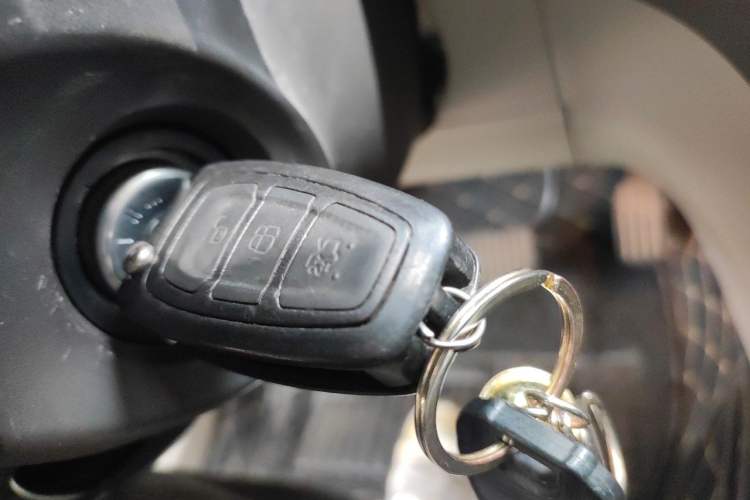 Used Ford Mondeo 2011 2.0L GTDi 200 Fashion Edition Vehicle Key