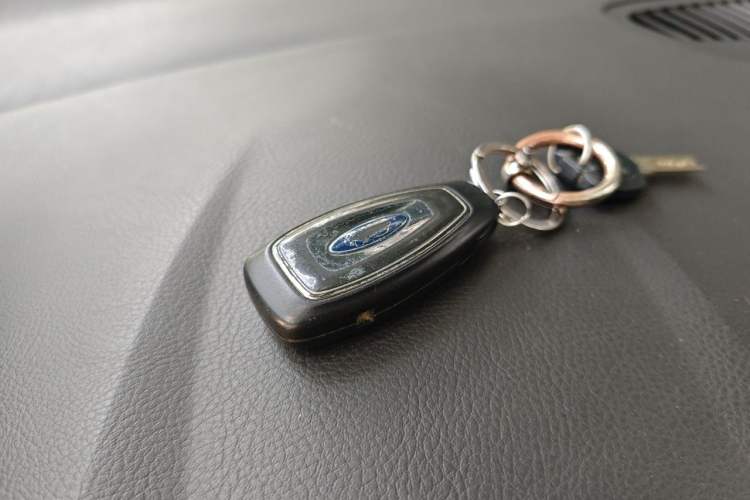 Used Ford Mondeo 2011 2.0L GTDi 200 Luxury Edition Vehicle Key