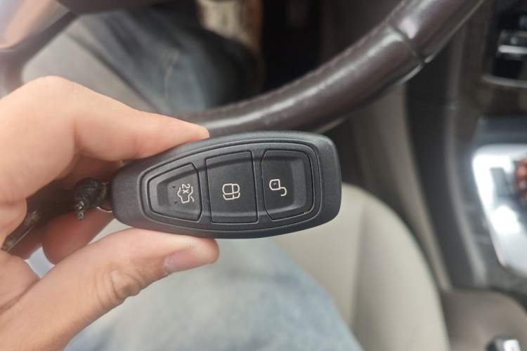 Used Ford Mondeo 2011 2.0L GTDi240 Ultimate Edition Vehicle Key