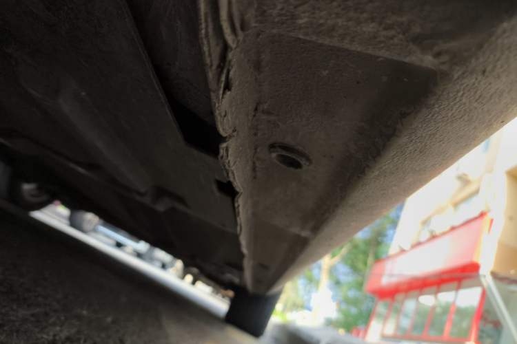 Used Ford Mondeo 2011 2.0L GTDi 200 Luxury Edition Chassis Front Left