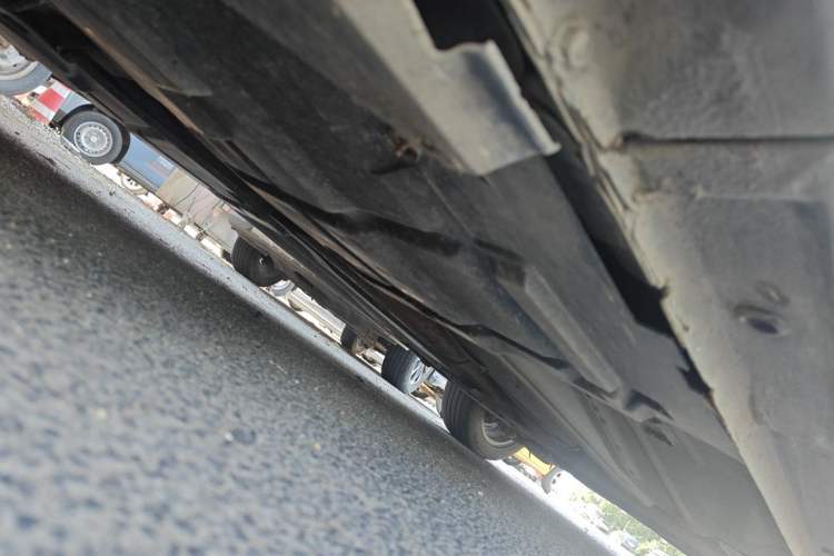 Used Ford Mondeo 2011 2.0L GTDi 200 Luxury Edition Chassis Front Left