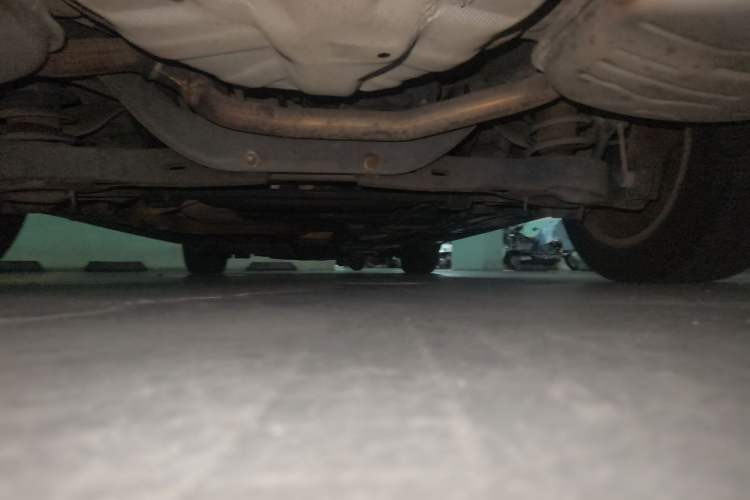 Used Ford Mondeo 2011 2.0L GTDi 200 Fashion Edition Chassis Rear