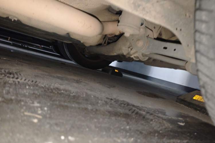 Used Ford Mondeo 2011 2.3L Fashion Edition Chassis Rear Left