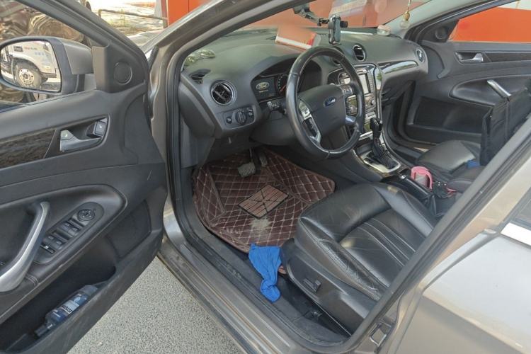 Used Ford Mondeo 2011 2.0L GTDi 200 Luxury Edition Driver Seat