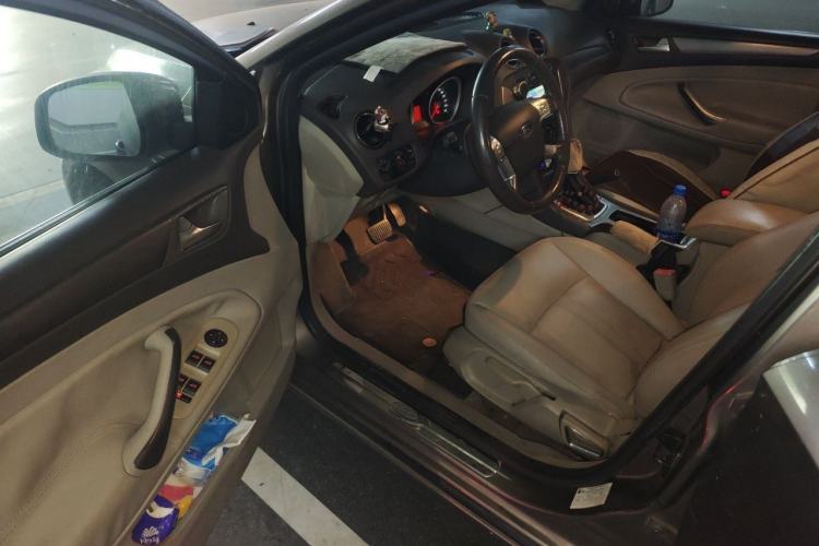 Used Ford Mondeo 2011 2.3L Fashion Edition Driver Seat