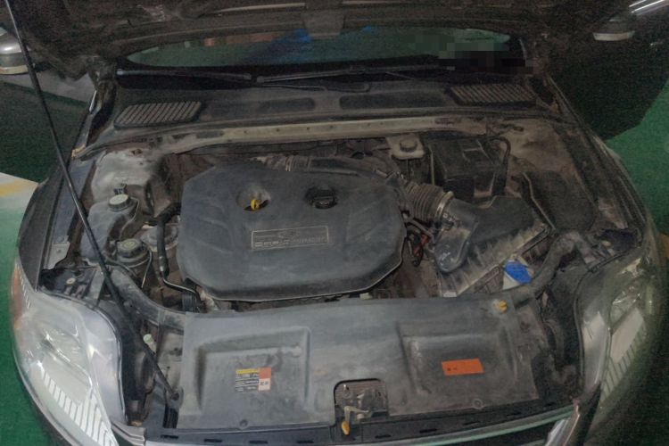 Used Ford Mondeo 2011 2.0L GTDi 200 Fashion Edition Engine Bay