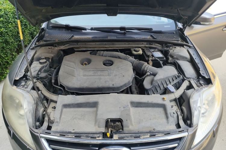 Used Ford Mondeo 2011 2.0L GTDi 200 Luxury Edition Engine Bay