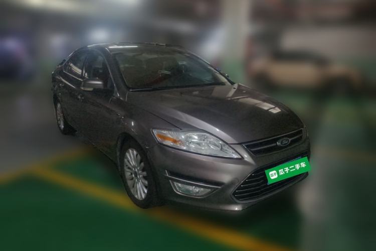 Used Ford Mondeo 2011 2.0L GTDi 200 Fashion Edition Front Right 45 Deg