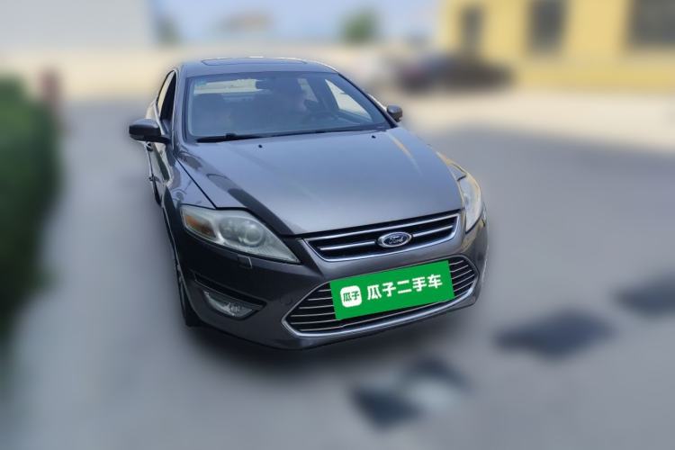 Used Ford Mondeo 2011 2.0L GTDi 200 Luxury Edition Front Right 45 Deg