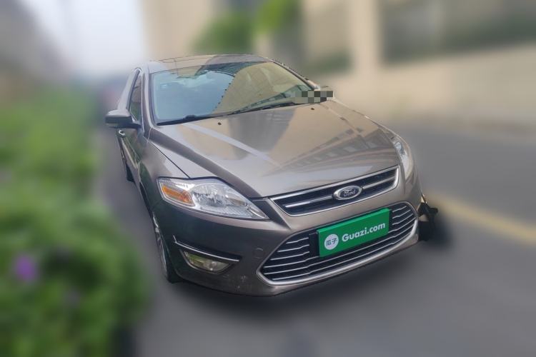 Used Ford Mondeo 2011 2.0L GTDi 200 Fashion Edition Front Right 45 Deg