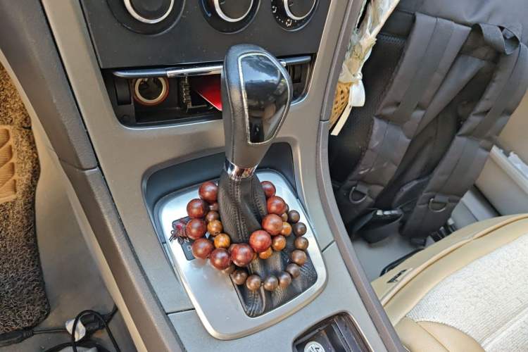Used Ford Mondeo 2011 2.3L Fashion Edition Gear Lever