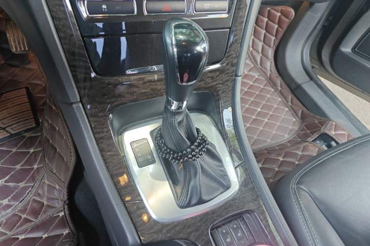 Used Ford Mondeo 2011 2.0L GTDi 200 Luxury Edition Gear Lever