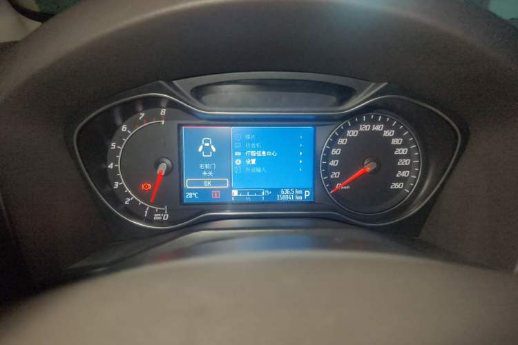 Used Ford Mondeo 2011 2.0L GTDi 200 Fashion Edition Instrument Cluster