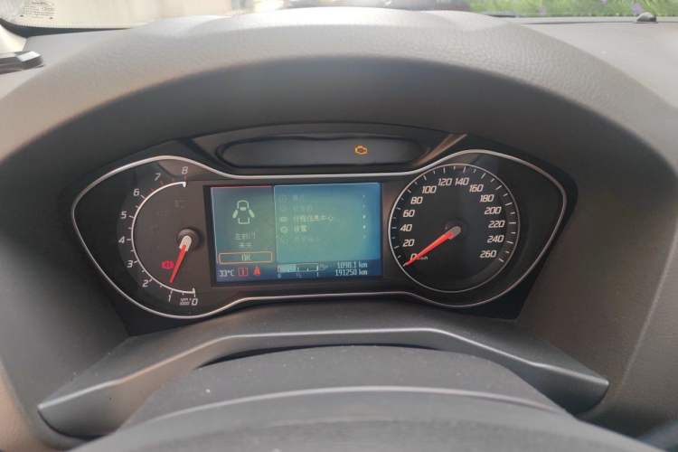 Used Ford Mondeo 2011 2.0L GTDi 200 Fashion Edition Instrument Cluster