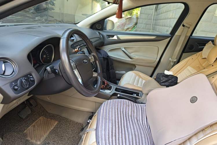 Used Ford Mondeo 2011 2.3L Fashion Edition Left Front Seat