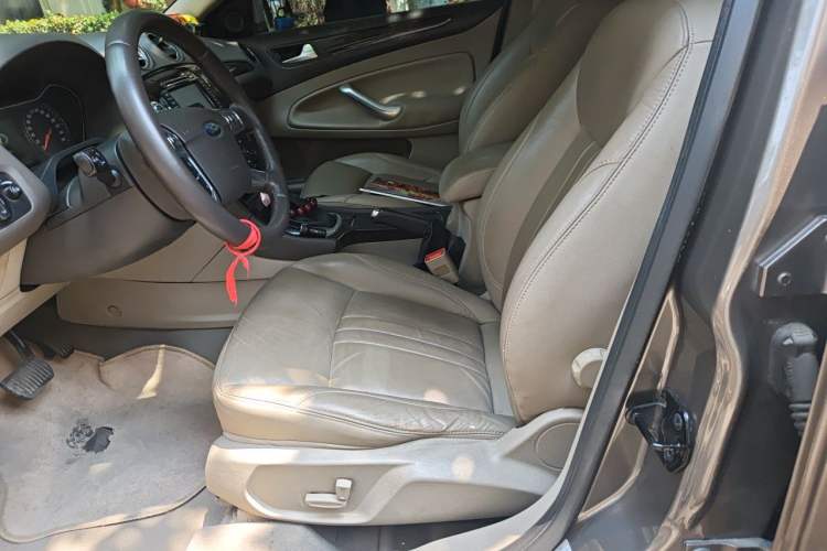 Used Ford Mondeo 2011 2.3L Luxury Model Left Front Seat