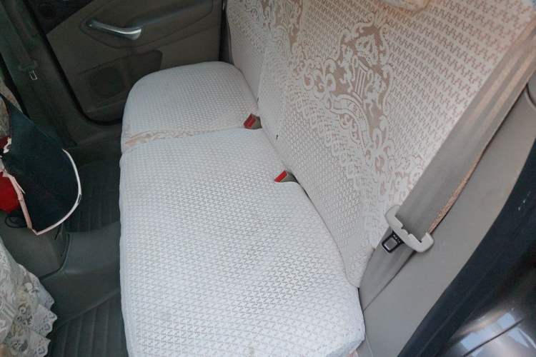 Used Ford Mondeo 2011 2.0L GTDi 200 Luxury Edition Left Rear Seat