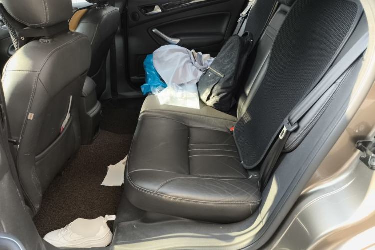 Used Ford Mondeo 2011 2.0L GTDi 200 Luxury Edition Left Rear Seat