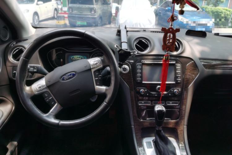 Used Ford Mondeo 2011 2.0L GTDi 200 Luxury Edition Steering Wheel