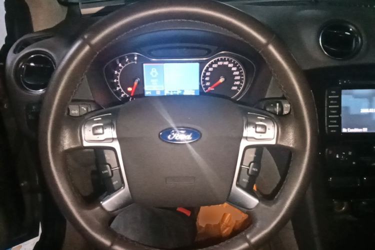 Used Ford Mondeo 2011 2.3L Luxury Model Steering Wheel