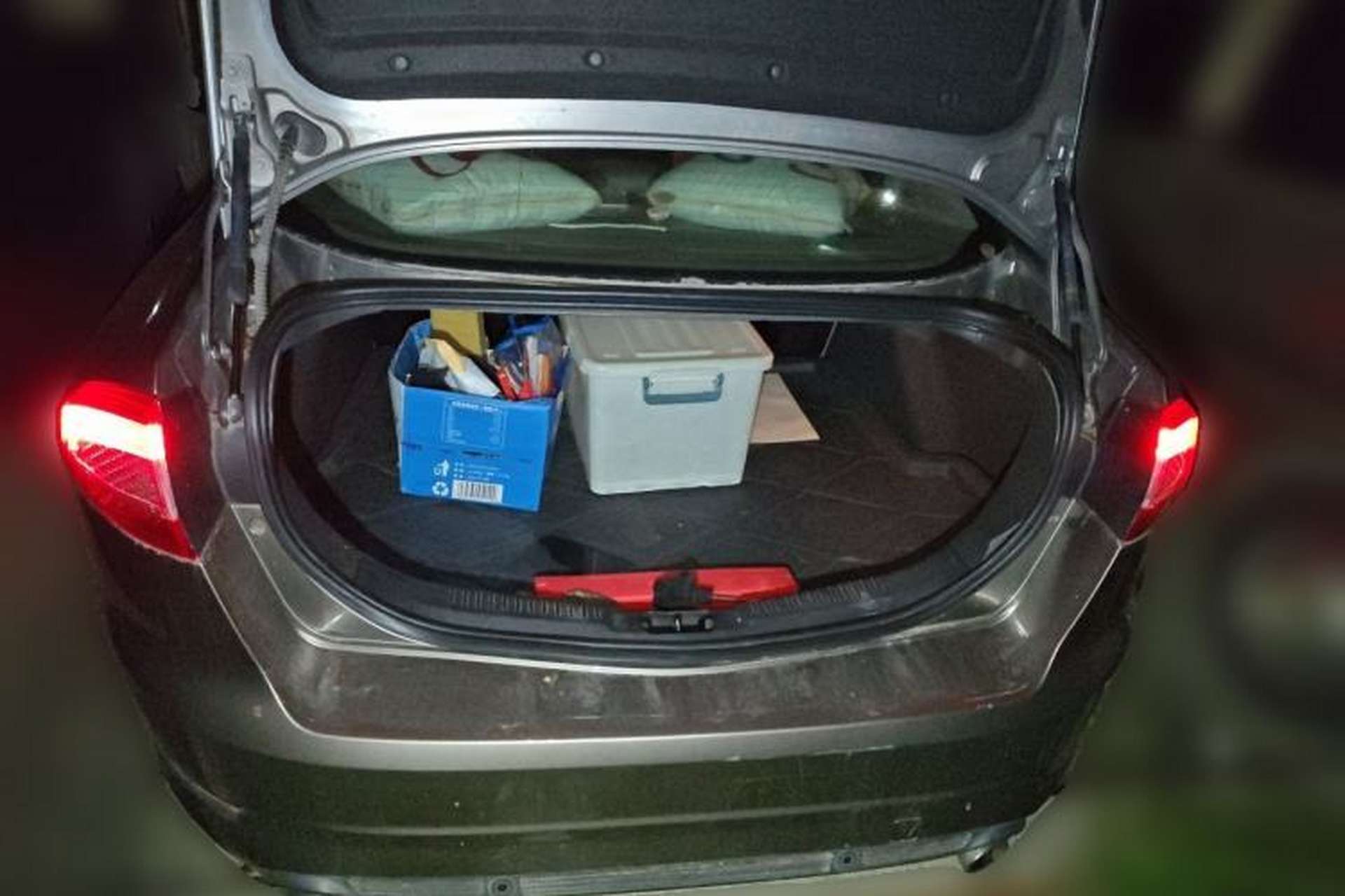 Used Ford Mondeo 2011 2.3L Fashion Edition Trunk