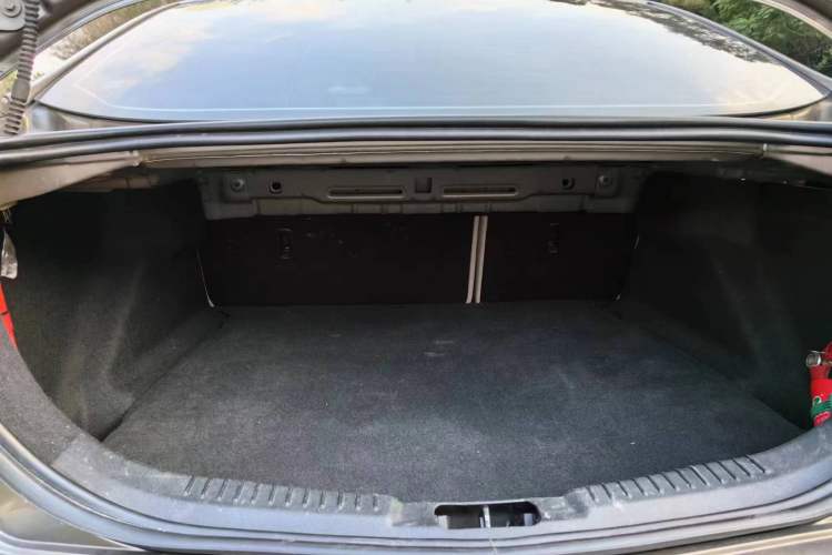 Used Ford Mondeo 2011 2.0L GTDi 200 Fashion Edition Trunk