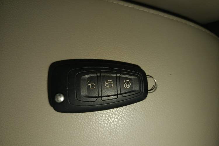 Used Ford Mondeo 2011 2.0L GTDi 200 Fashion Edition Vehicle Key