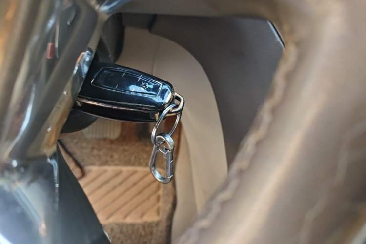 Used Ford Mondeo 2011 2.3L Fashion Edition Vehicle Key