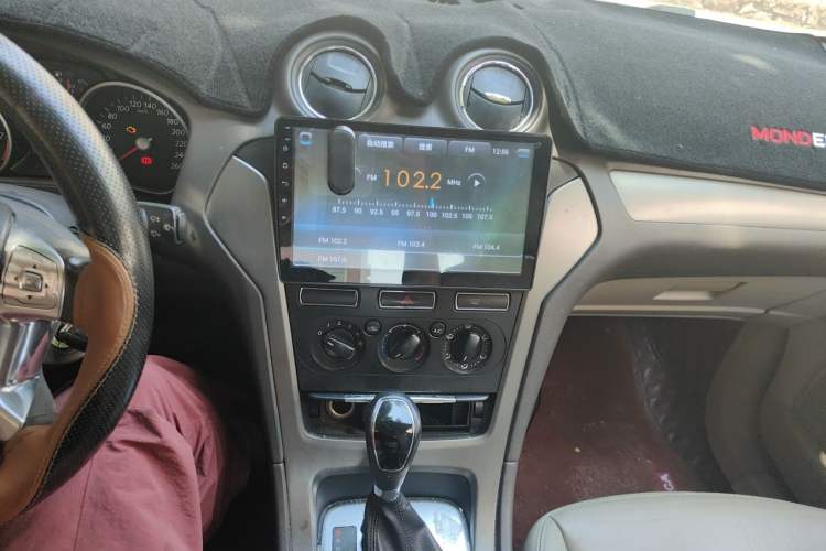 Used Ford Mondeo 2011 2.3L Fashion Edition Audio And AC Panel