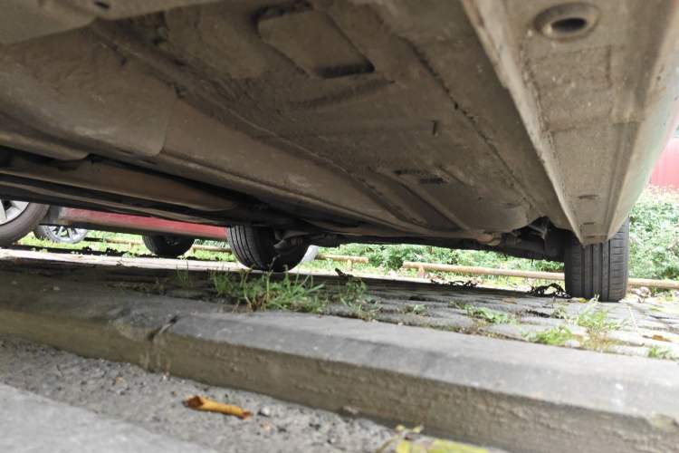 Used Ford Mondeo 2011 2.3L Fashion Edition Chassis Front Left