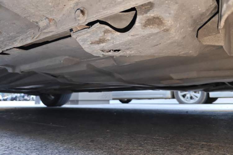 Used Ford Mondeo 2011 2.0L GTDi 200 Luxury Edition Chassis Front Right