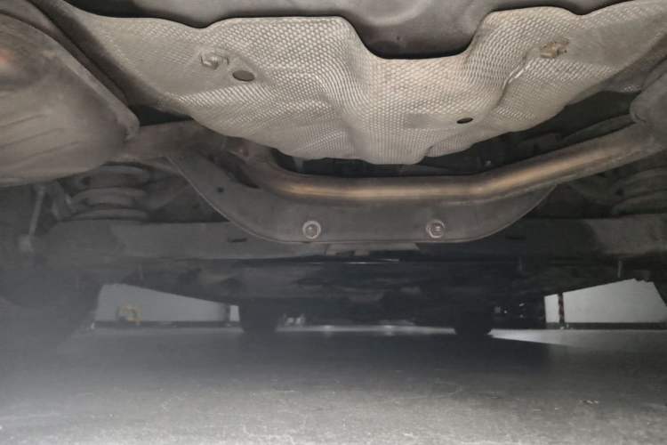Used Ford Mondeo 2011 2.0L GTDi 200 Fashion Edition Chassis Rear