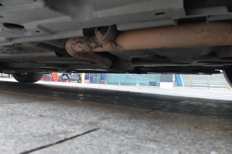 Used Ford Mondeo 2011 2.0L GTDi 200 Luxury Edition Chassis Rear Left