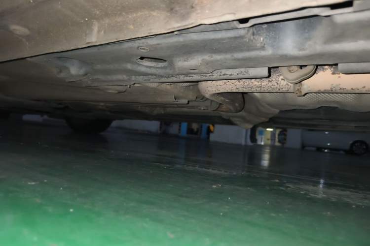 Used Ford Mondeo 2011 2.0L GTDi 200 Luxury Edition Chassis Rear Left