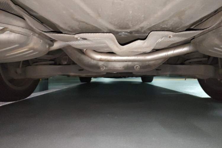 Used Ford Mondeo 2011 2.0L GTDi240 Ultimate Edition Chassis Rear