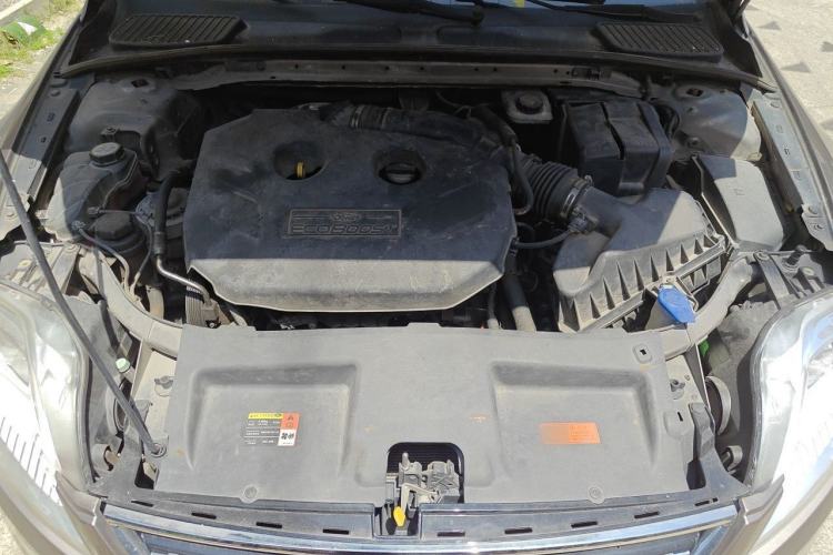Used Ford Mondeo 2011 2.0L GTDi 200 Fashion Edition Engine Bay