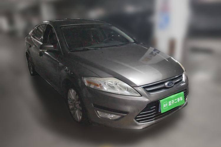Used Ford Mondeo 2011 2.0L GTDi 200 Fashion Edition Front Right 45 Deg