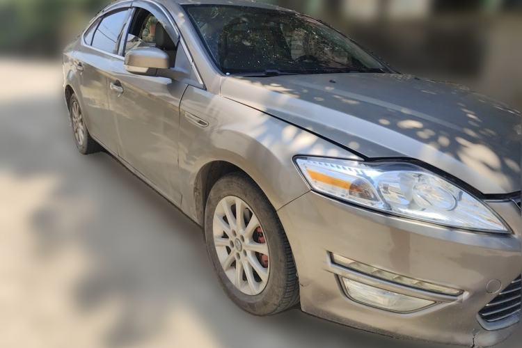 Used Ford Mondeo 2011 2.3L Fashion Edition Front Right 45 Deg