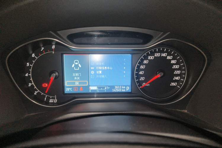 Used Ford Mondeo 2011 2.0L GTDi 200 Fashion Edition Instrument Cluster