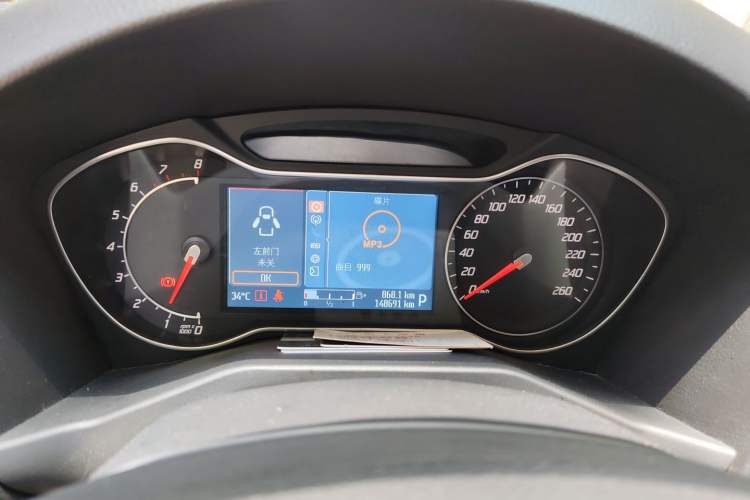 Used Ford Mondeo 2011 2.0L GTDi240 Luxury Sport Navigation Edition Instrument Cluster