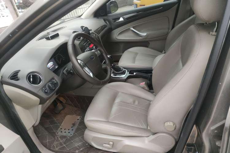 Used Ford Mondeo 2011 2.0L GTDi 200 Fashion Edition Left Front Seat