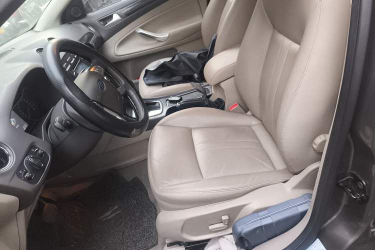 Used Ford Mondeo 2011 2.0L GTDi 200 Fashion Edition Left Front Seat
