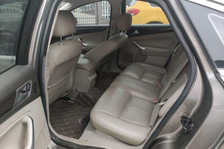 Used Ford Mondeo 2011 2.0L GTDi 200 Fashion Edition Left Rear Seat