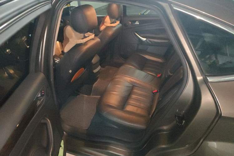 Used Ford Mondeo 2011 2.0L GTDi240 Ultimate Edition Left Rear Seat