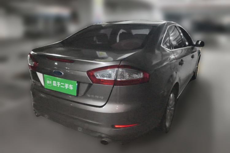 Used Ford Mondeo 2011 2.0L GTDi 200 Fashion Edition Rear Right 45 Deg