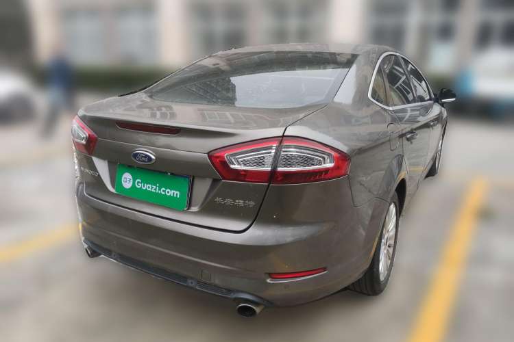 Used Ford Mondeo 2011 2.0L GTDi 200 Fashion Edition Rear Right 45 Deg