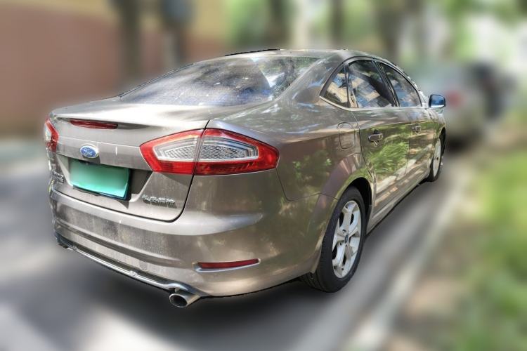Used Ford Mondeo 2011 2.0L GTDi240 Luxury Sport Navigation Edition Rear Right 45 Deg